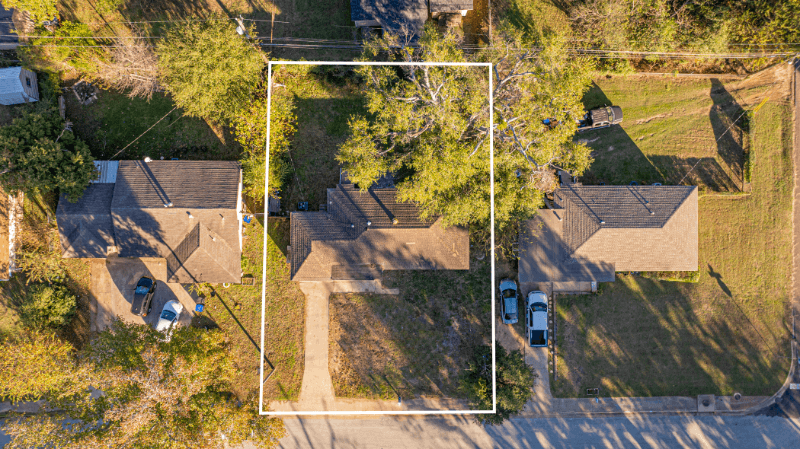 Longview House: 2216 South 12th Street