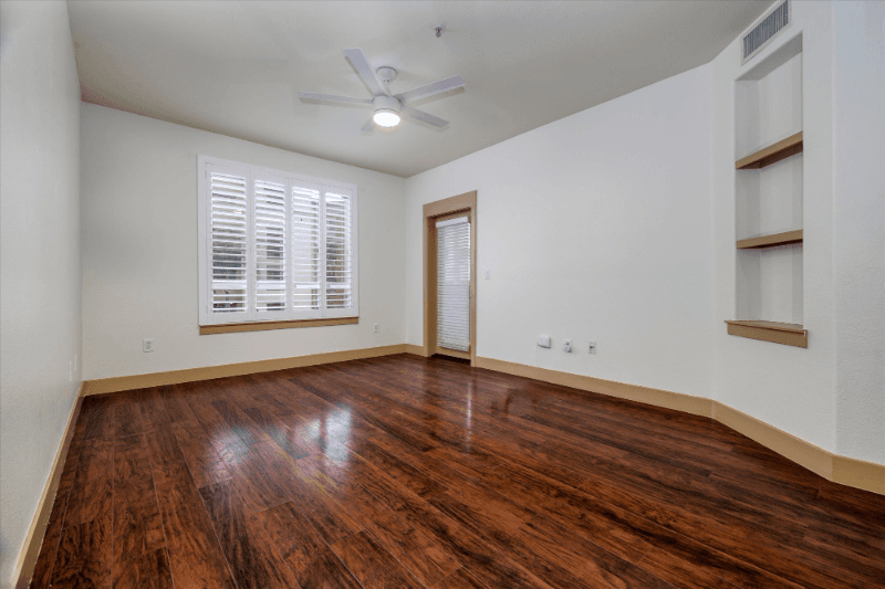 Valencia Condo: 24585 Town Center Dr