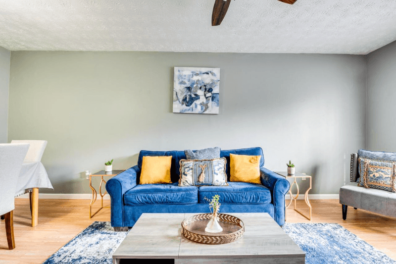 Douglasville House: 1739 Nutmeg st