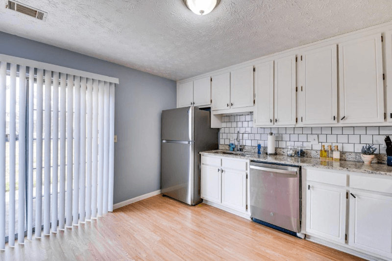 Douglasville House: 1739 Nutmeg st