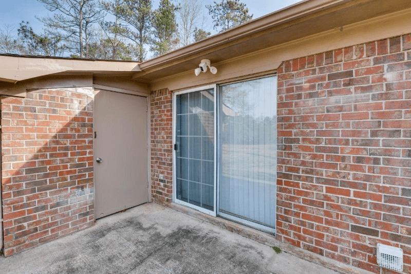 Douglasville House: 1739 Nutmeg st
