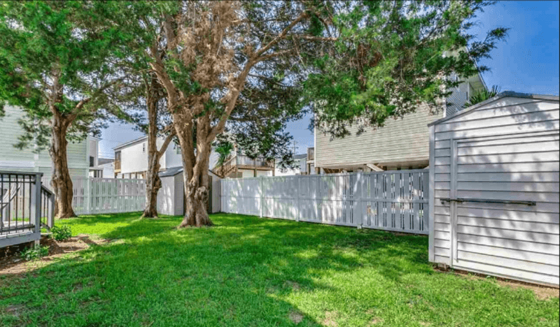 North Myrtle Beach House: 305 22nd Ave North