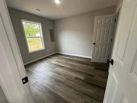 Winchester Townhome: 414 Charles Avenue