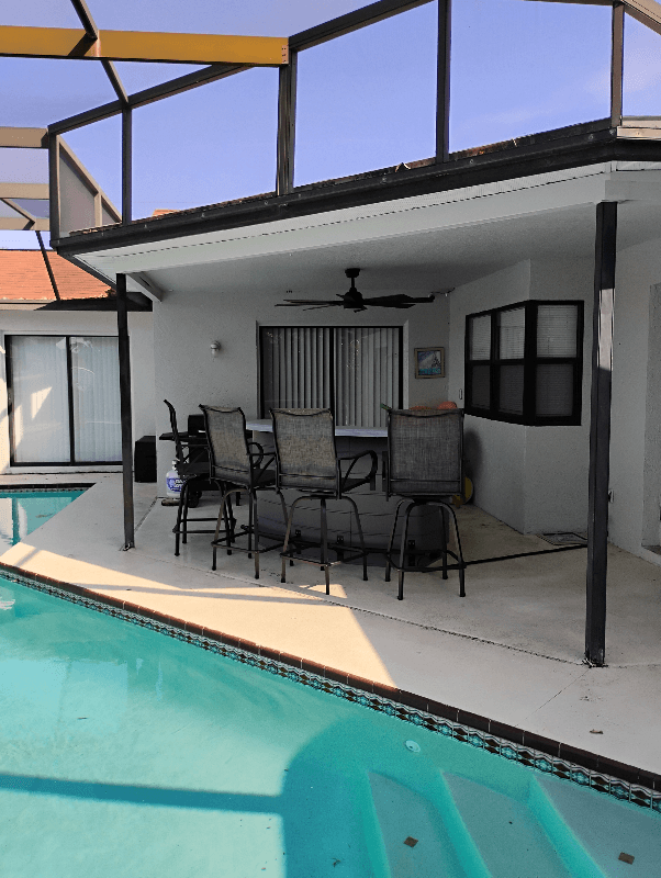 Holiday House: 2837 Blossom Lake Dr.