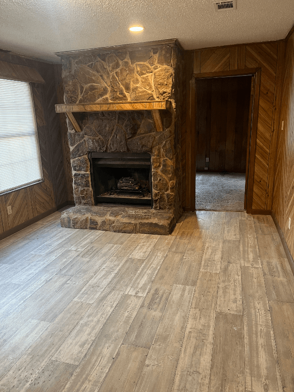 Pine Bluff House: 206 W 26th Ave