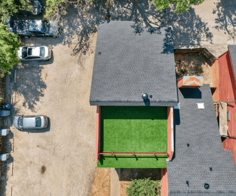 Dallas House: 6738 Eastridge Dr