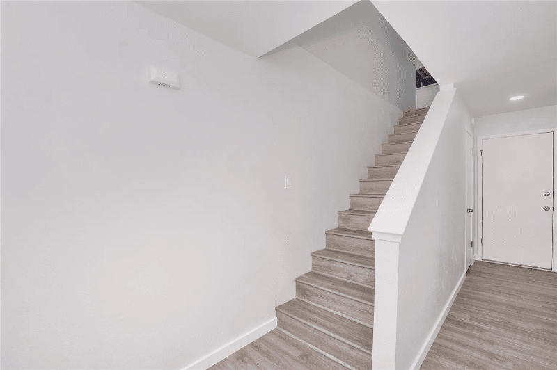 Dallas House: 6738 Eastridge Dr