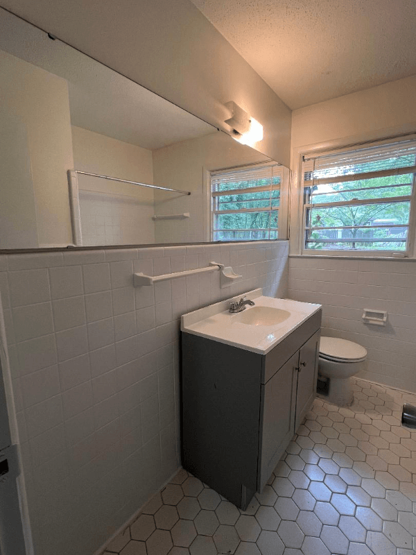 Columbia House: 6531 Haley Dr