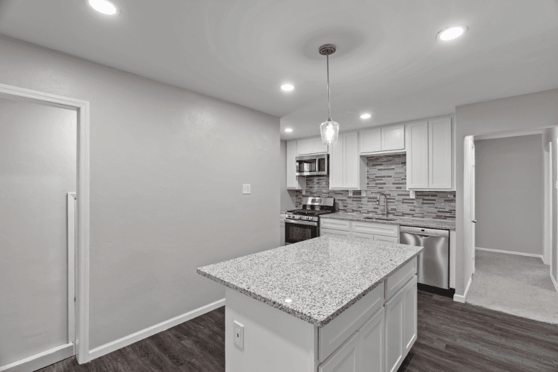 Webster Groves House: 8977 Big Bend Blvd