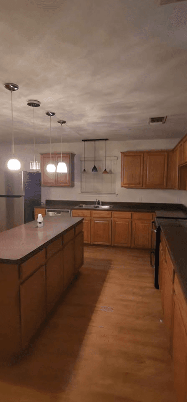 Converse Single Room: 8526 Chickasaw Bluff