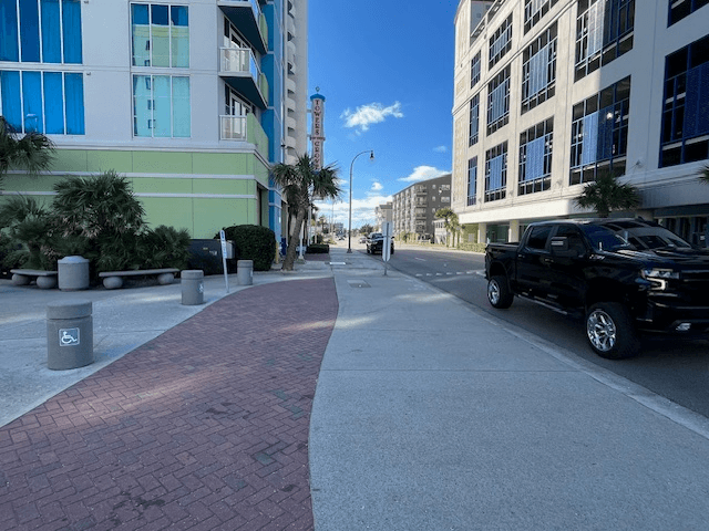 North Myrtle Beach House: 305 22nd Ave North