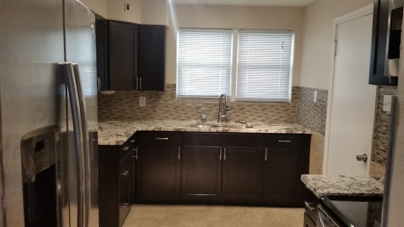 Saint Louis House: 8837 Granada Pl