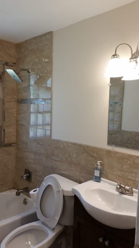 Saint Louis House: 8837 Granada Pl