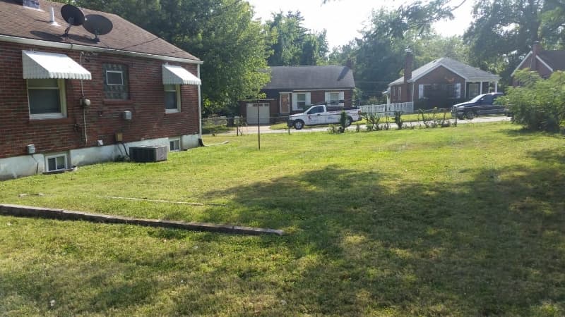 Saint Louis House: 8837 Granada Pl