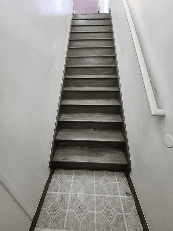 Hartford House: 159 Magnolia St.