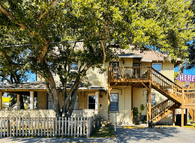 Tampa Apartment: 4201 N Nebraska Ave