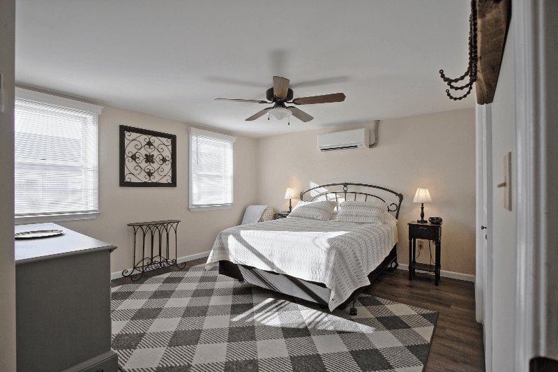 Hummelstown Apartment: 121 A South Railroad St