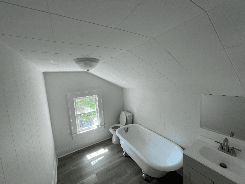 Glasgow Apartment: 402 E Wayne Street