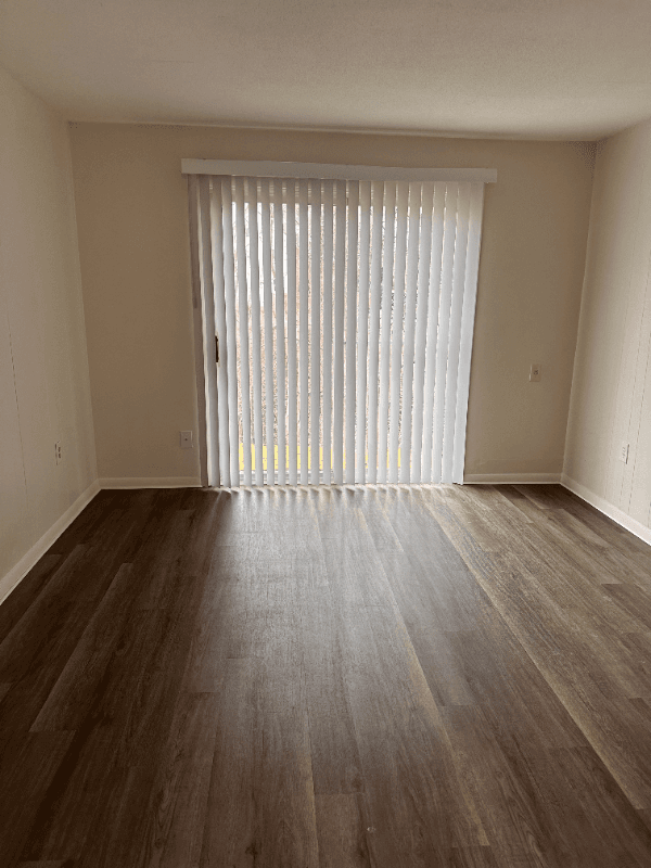Amherst Apartment: 10 Belchertown Rd