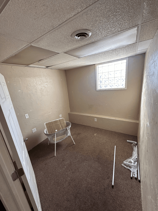 East Mc Keesport Apartment: 1139 5th Ave East Mc Keesport, PA 15035