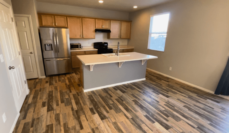 Wellington Single Room: 3634 Daylily St.