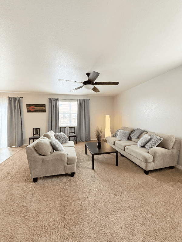Wellington Single Room: 3634 Daylily St.