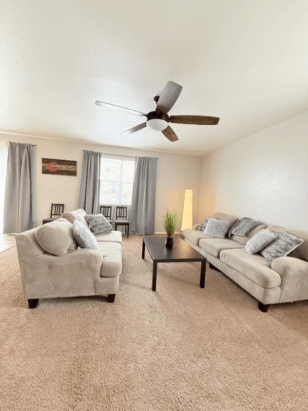 Wellington Single Room: 3634 Daylily St.