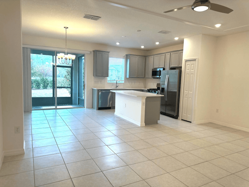 Lithia Townhome: 14043 Kite Ln