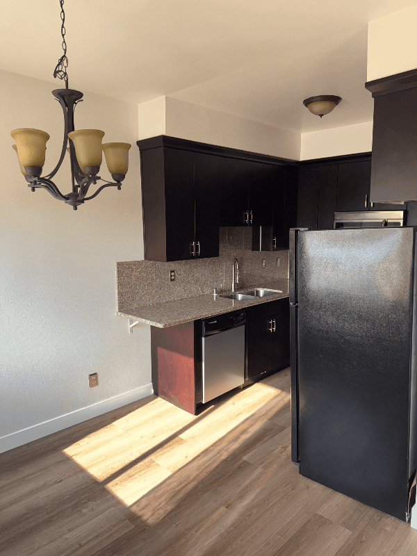 Los Angeles Apartment: 3727 Watseka Ave
