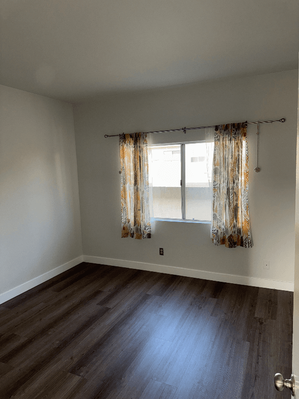 Los Angeles Apartment: 3727 Watseka Ave