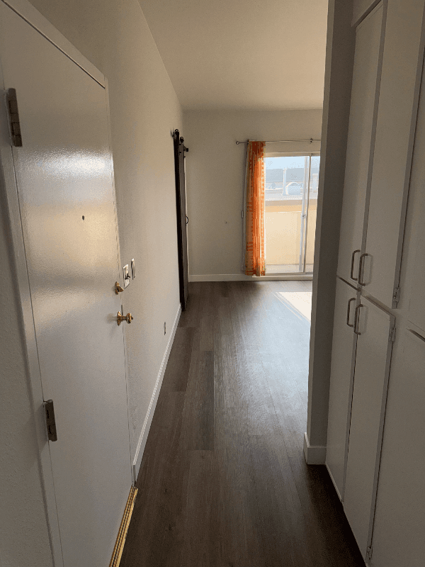 Los Angeles Apartment: 3727 Watseka Ave