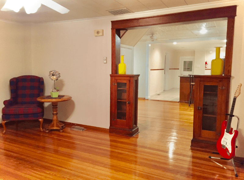 DANVILLE House: 994 Vine St