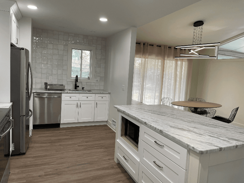 Doraville House: 3479 Allen Dr