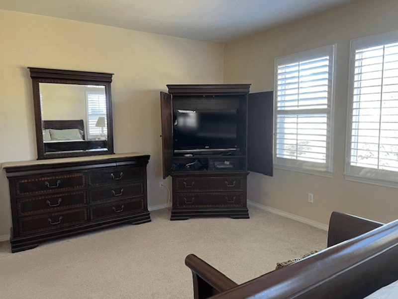 Camarillo House: 3047 Bridgehampton Way
