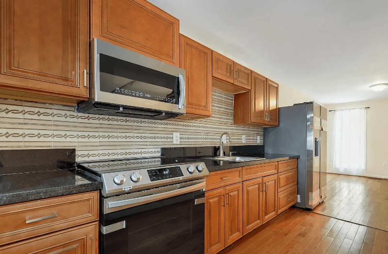 Baltimore Townhome: 123 parkin st