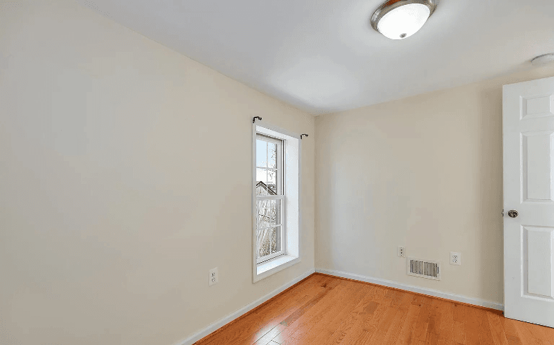 Baltimore Townhome: 123 parkin st