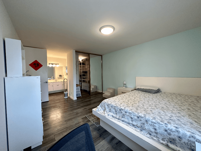 Culver city House: 6051 Canterbury Drive,