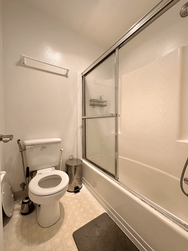 Culver city House: 6051 Canterbury Drive,