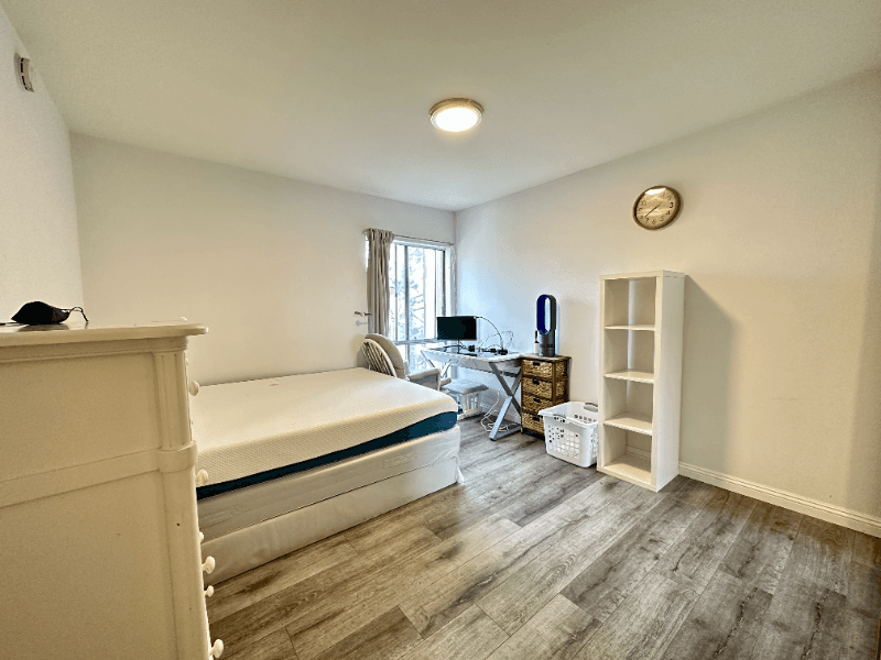 Culver city House: 6051 Canterbury Drive,
