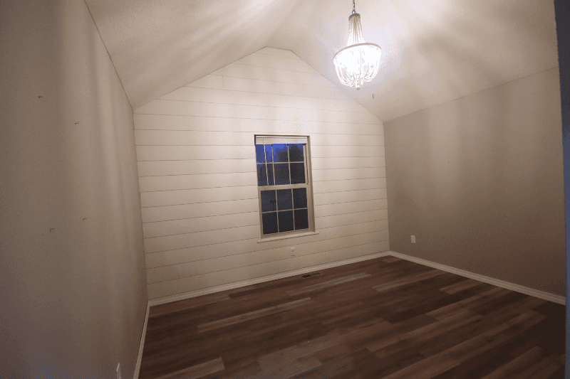 willard House: 675 East Simpson St