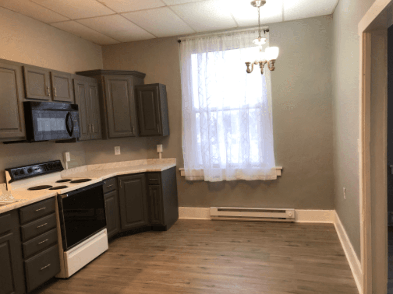 Canton Apartment: 80 N Main St