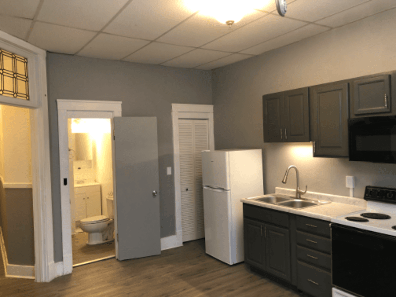 Canton Apartment: 80 N Main St