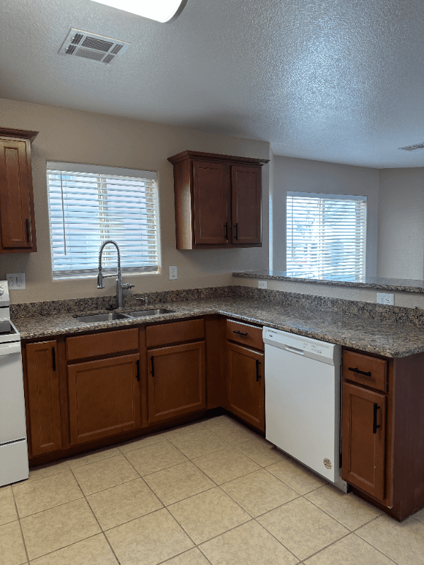 Las Cruces Apartment: 6345 Reynolds Drive