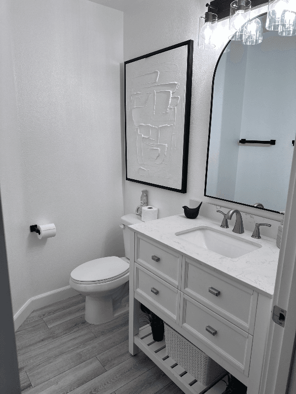 Victorville House: 178 Lakeview