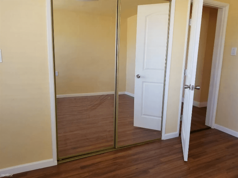 Palmdale House: 22317 East Avenue O