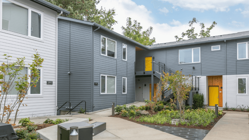 Portland Apartment: 3469 SE Gladstone St