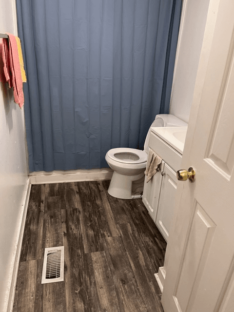 Durham Single Room: 1220 S Roxboro Street Unit