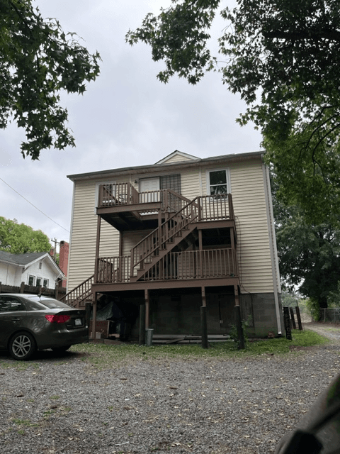 Durham Single Room: 1220 S Roxboro Street Unit