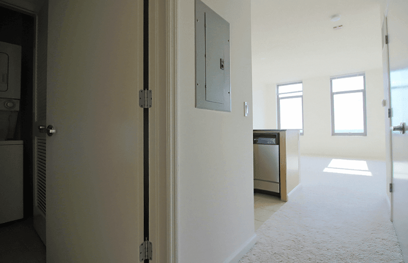 Chicago Condo: 601 W Kinzie St