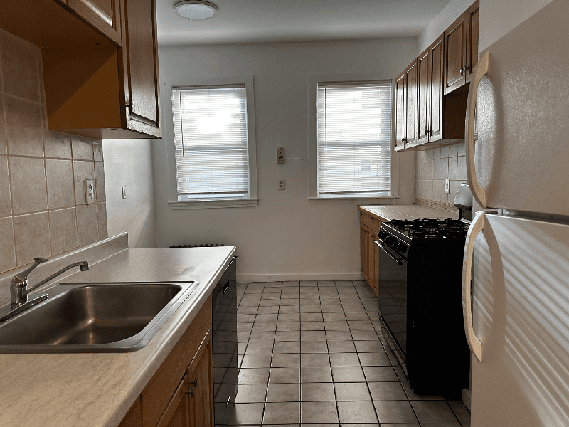 Boston Apartment: 41 Cunard Street